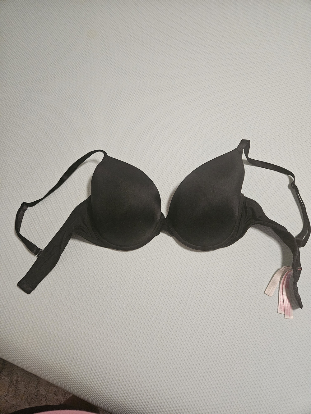 PINK Victoria's Secret Black Push-Up T-Shirt Bra